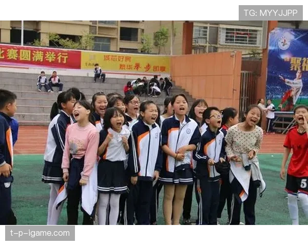 乌德勒支青训再诞新星，揭秘培养未来足球巨星的制胜之道