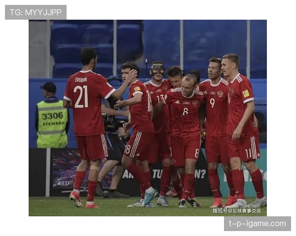 英格兰U21稳健发挥,成功晋级欧洲锦标赛淘汰赛阶段 英格兰U21稳健发挥,成功晋级欧洲锦标赛淘汰赛阶段