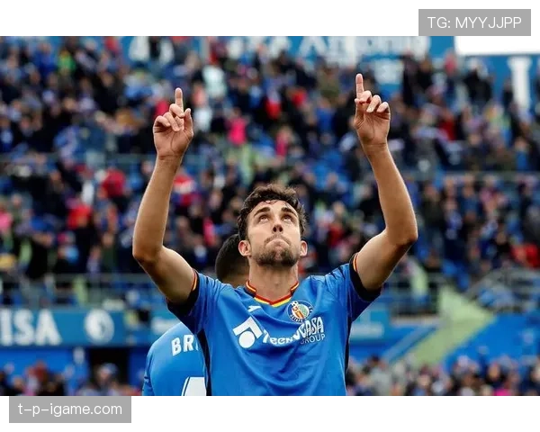 埃尔切防守稳固状态回升，稳居西甲积分榜首位